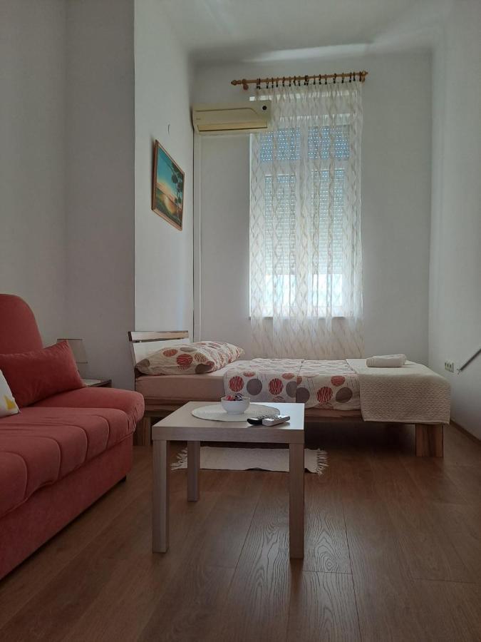شقة Apartman Zabica غييكا المظهر الخارجي الصورة